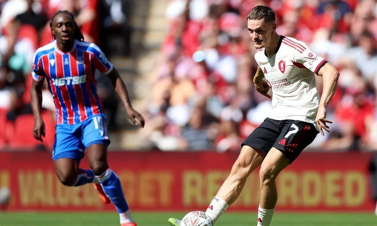 利物浦主教练盛赞球员表现，期待更好成绩