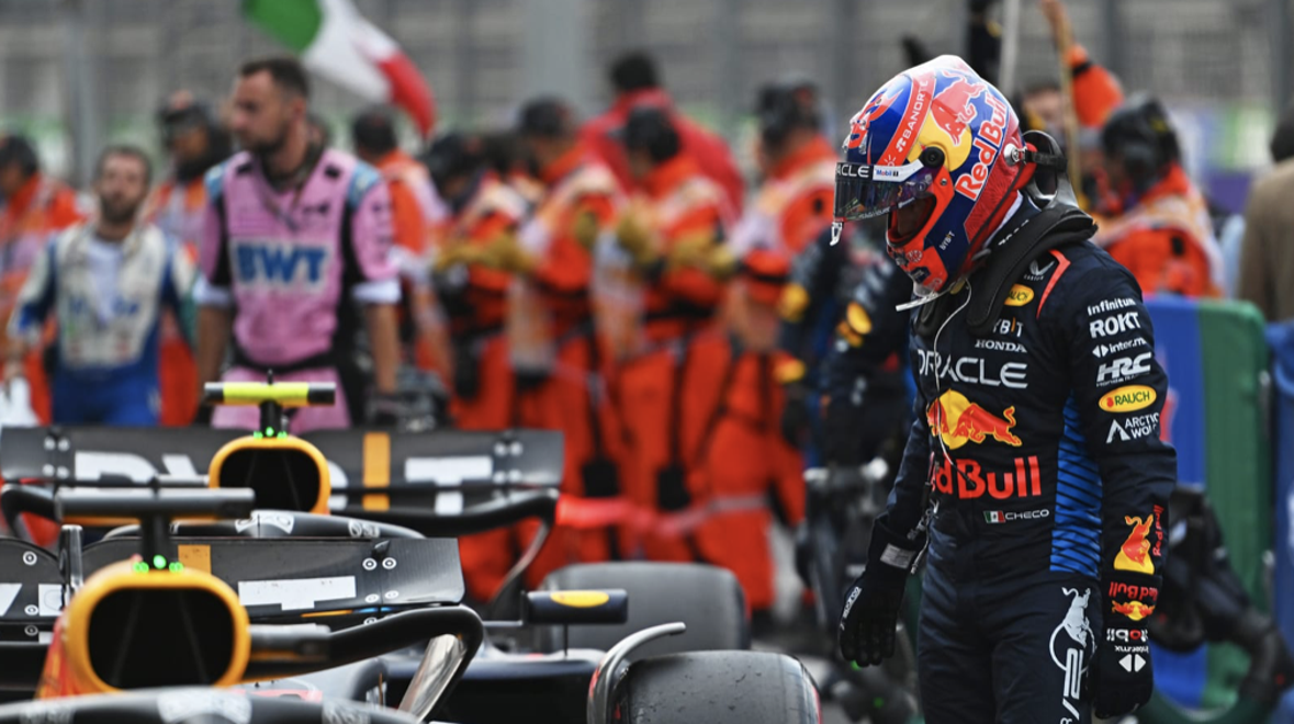 红牛车队绝杀法拉利，佩雷兹统治全场