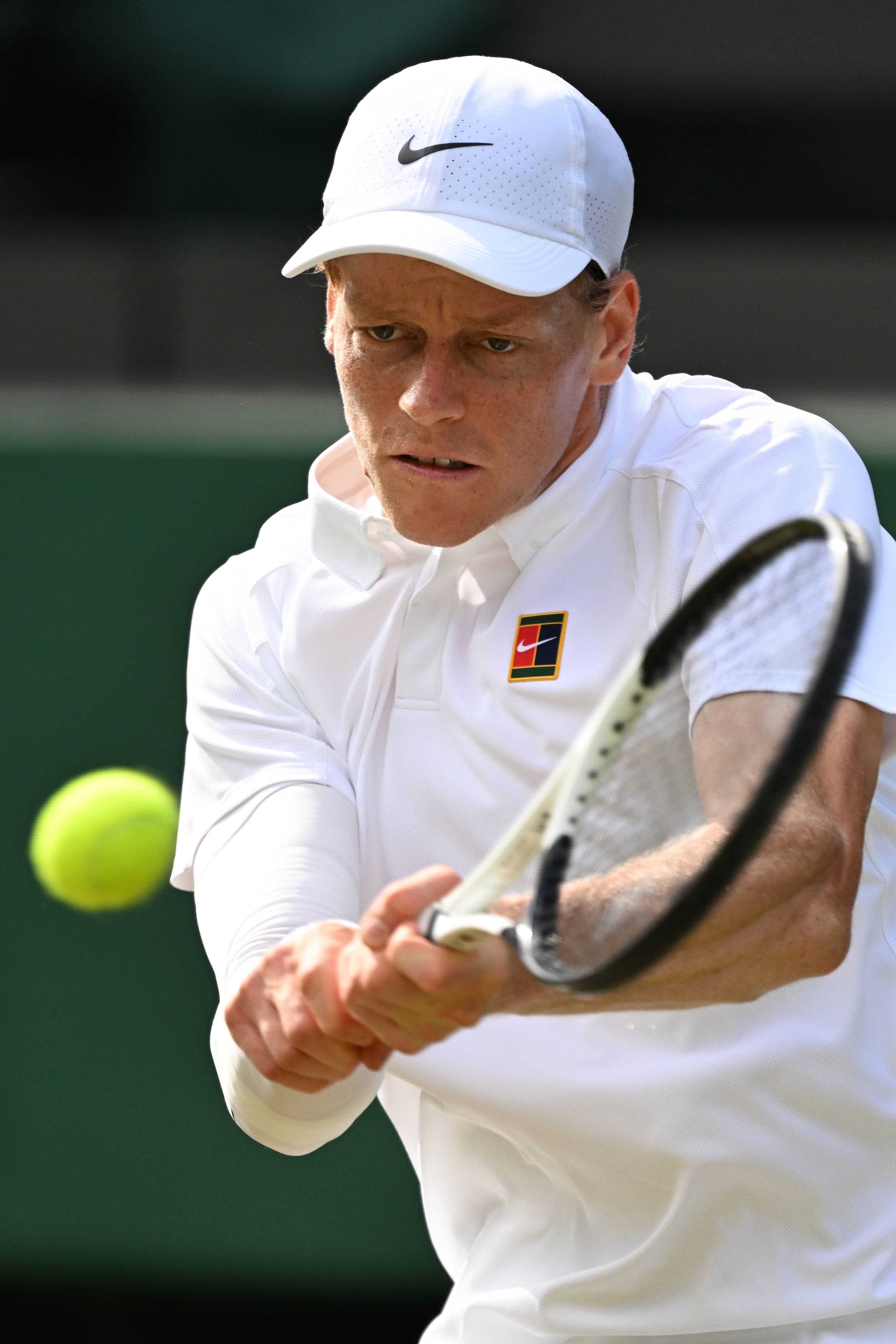 ATP总决赛鏖战温网，辛纳惊艳四座