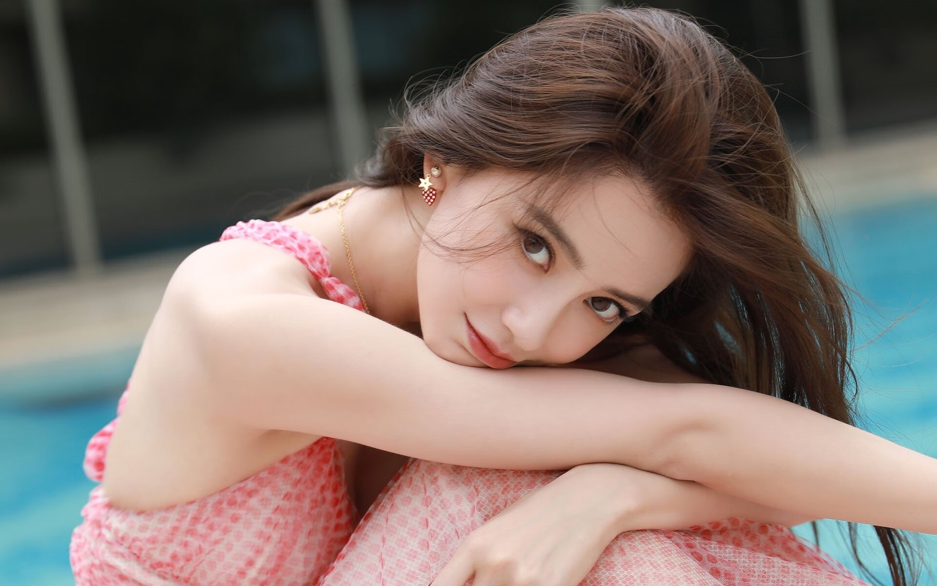 英超争冠白热化，多特蒙德欧战横扫希腊显威