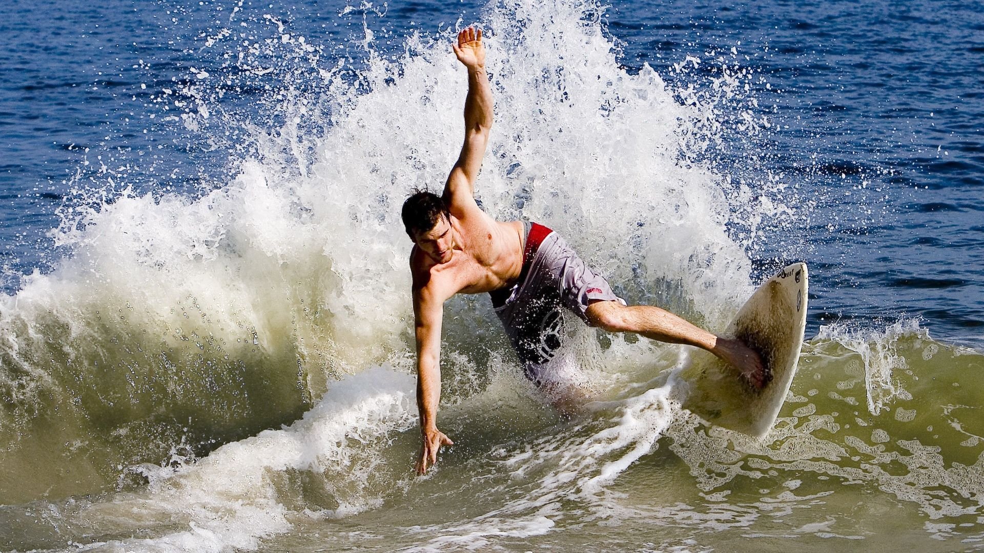 马刺斩落活塞，贝恩如何成为攻防转换的隐形引擎